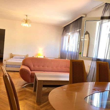 Old House Old Town Hostel Sarajevo Ngoại thất bức ảnh