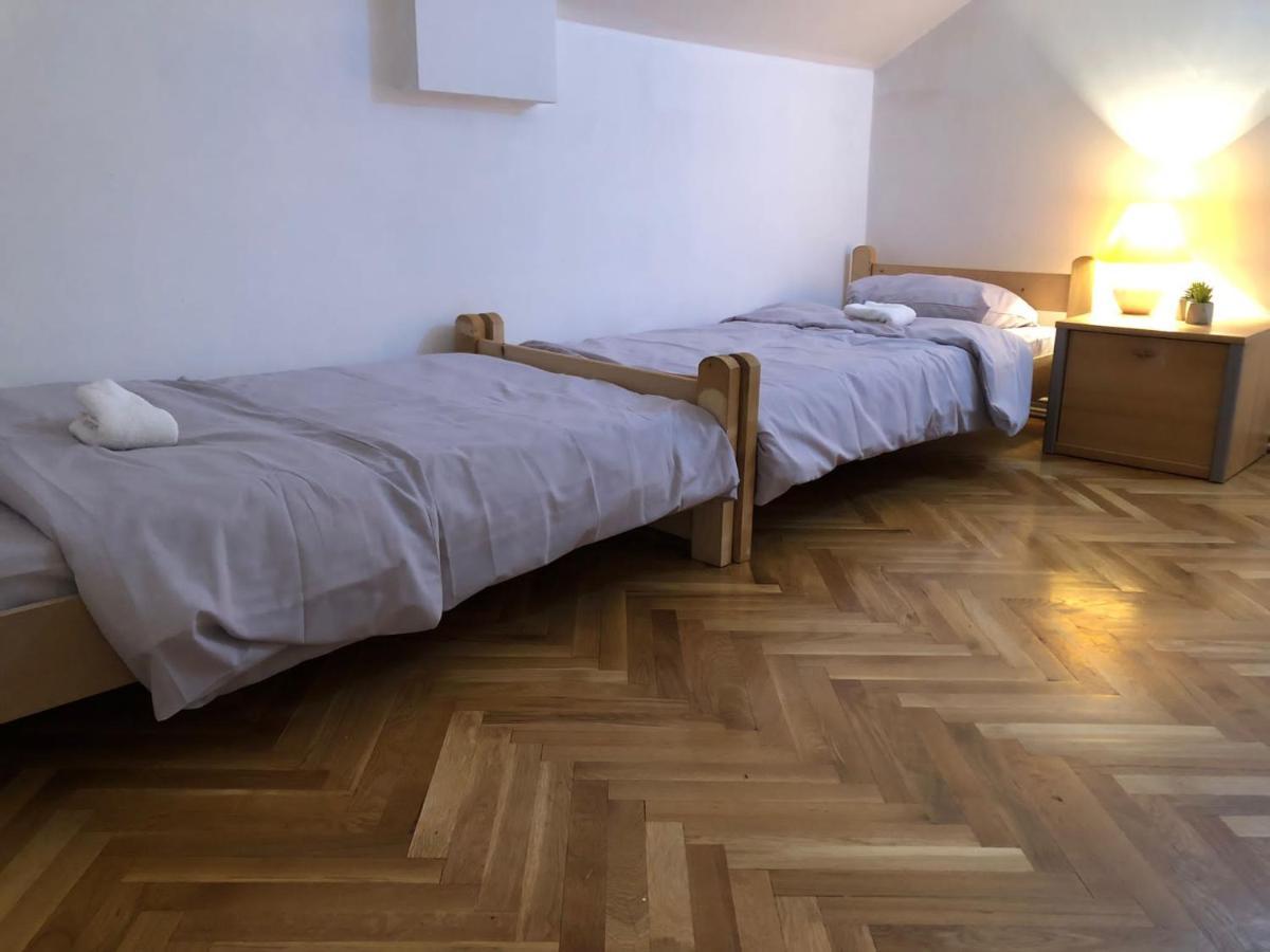 Old House Old Town Hostel Sarajevo Ngoại thất bức ảnh
